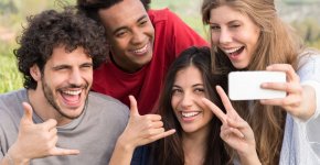 ترتيبات مع صندوق المرضى وشركة التأمين